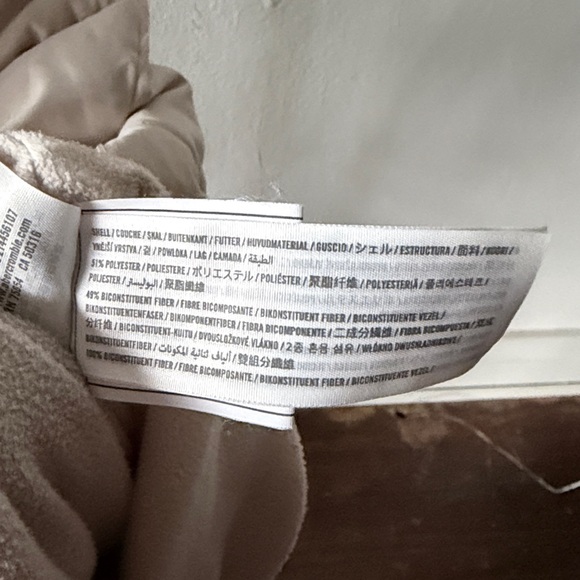 Abercrombie & Fitch Ultra Down Puffer Coat Size Medium - Picture 3 of 4